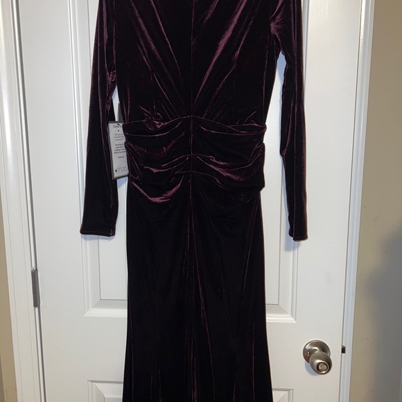 Vince Camuto long sleeve draped velvet dress - Picture 12 of 12